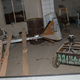 Un dron y un IED móvil en un taller del Estado Islámico descubierto por las fuerzas iraquíes el 23 de junio de 2017 en un barrio de primera línea de Al-Shifa, al borde de la Ciudad Vieja ocupada por el Estado Islámico en el oeste de Mosul (Foto de Martyn Aim / Getty Imágenes)